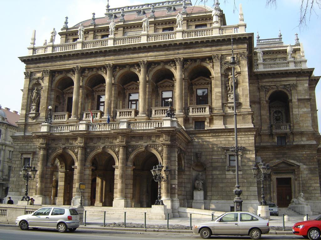 Adam'S Apartment And Free Parking Budapeste Exterior foto